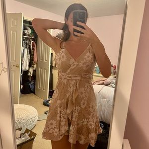 Selfie Leslie mini dress